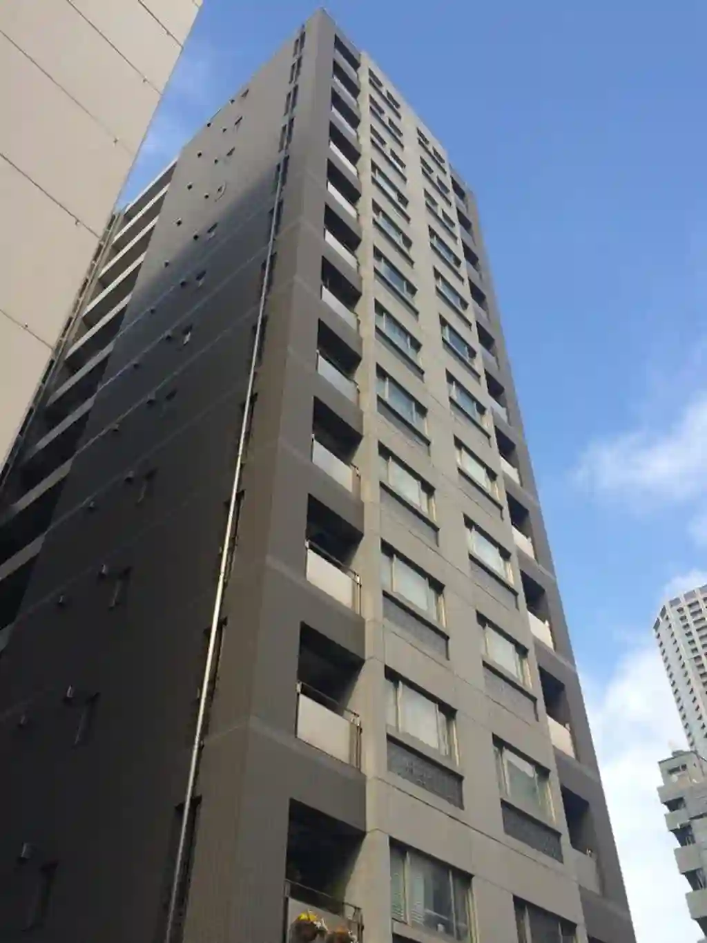 セレビア新宿御苑前 外観